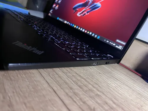 PC Lenovo ThinkPad E15 Gen 2