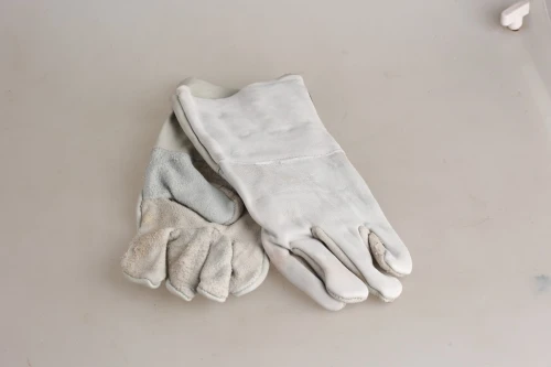 GANT CUIR MANCHETTE LONGUE GRIS - LOCAL