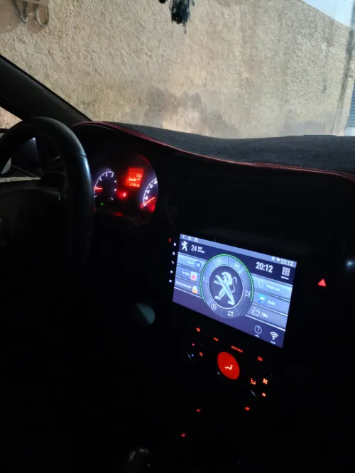 Peugeot 301 2015 Allure