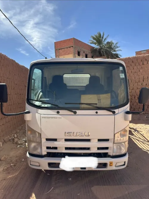 Isuzu A bain 2010