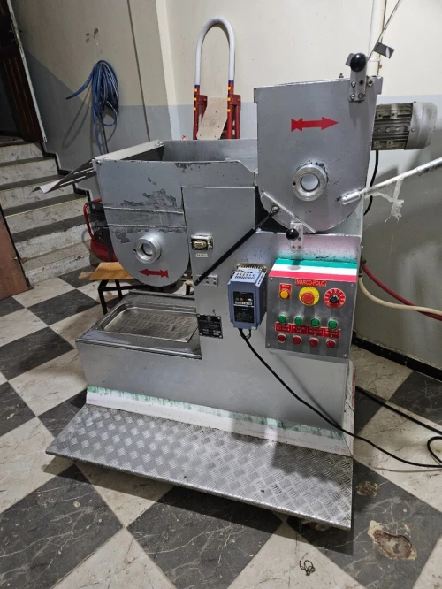 Machine fabrication de pâte alimentair i100