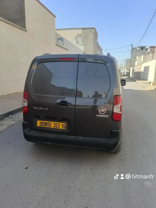 Fiat Doblo 2023 Italie