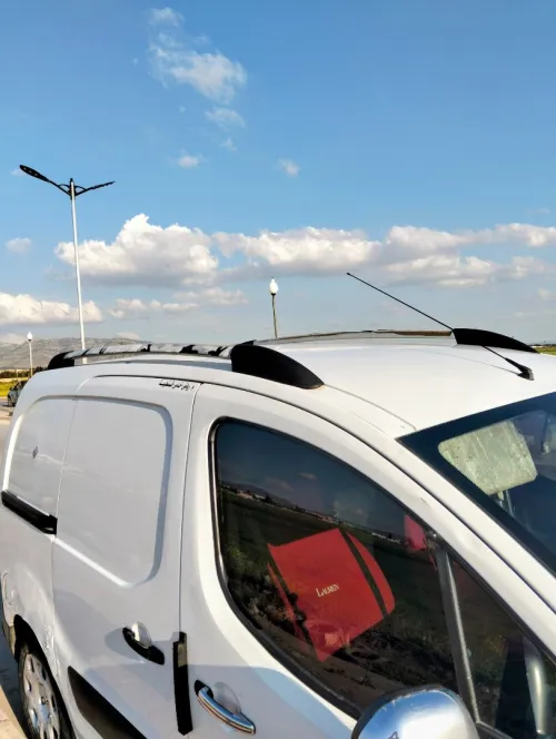 Peugeot Partner 2011 B9