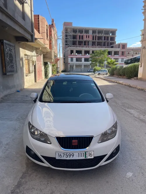 Volkswagen Ibiza 2011 Loca