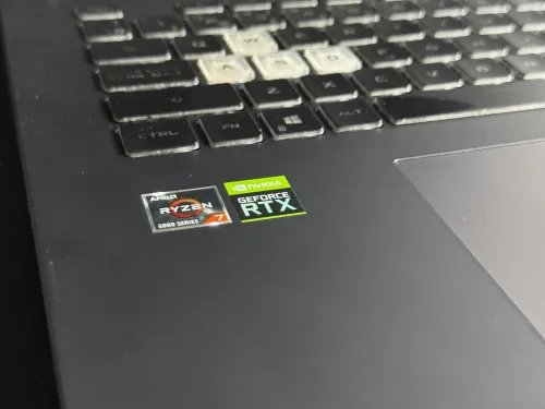 ASUS ROG STRIX G713 RYZEN 7 5800H 16GB RAM 512GB SSD RTX 3050 TI