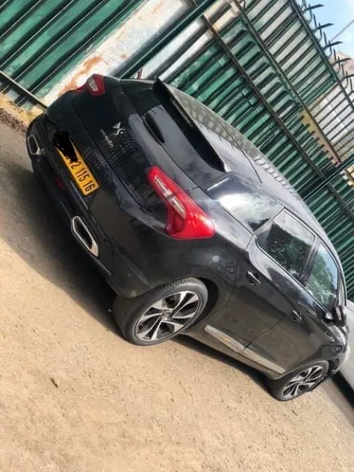 DS DS5 2015 DS5
