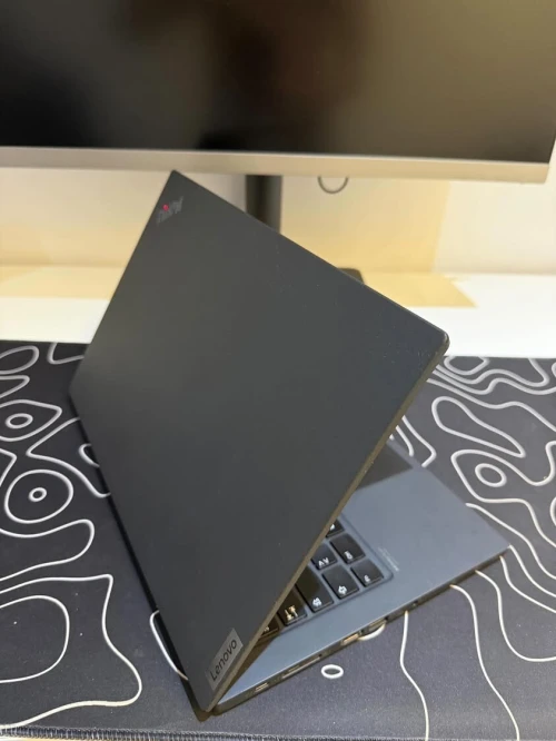 Lenovo ThinkPad T14s Gen 2    i7 1185G7 - 32Go RAM  512Go NVMe SSD Clavier rétroéclairé  Win 11 Pro