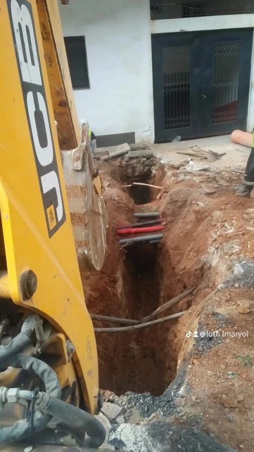 Location rétro chargeur jcb 2015