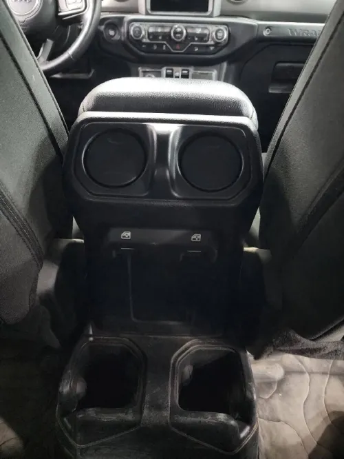 Jeep Wrangler 2023 Sahara