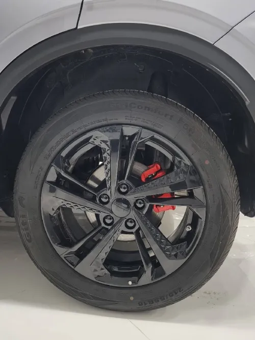 Geely Coolray 2025 Top version