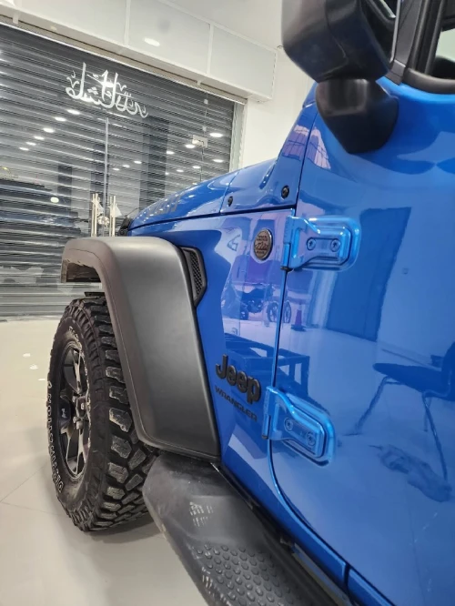 Jeep Wrangler 2023 Sahara