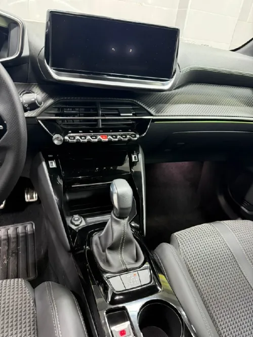 Peugeot 208 2024 GT