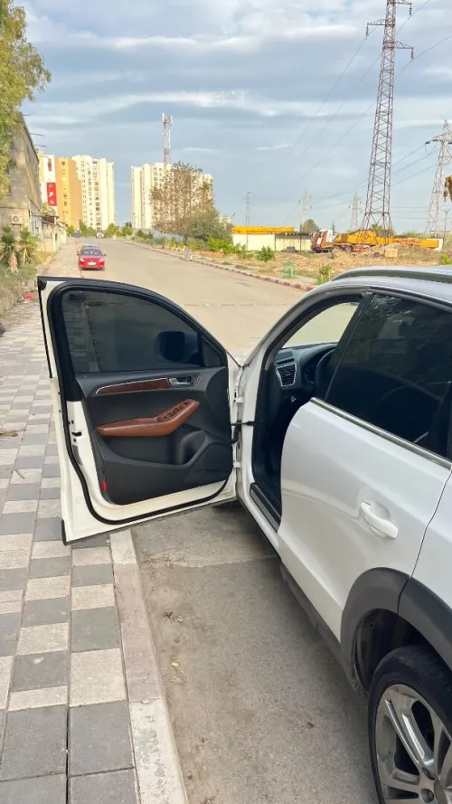Audi Q5 2011 Off Road