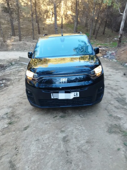 Fiat Doblo 2024 Italie