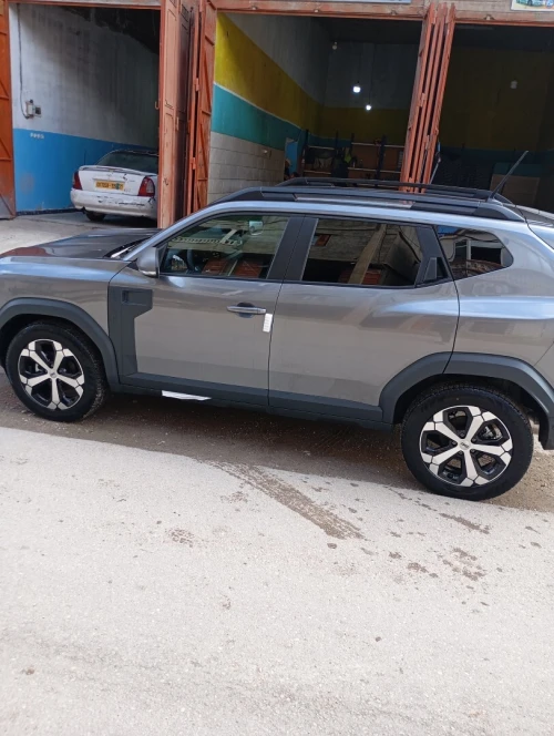 Dacia Duster 2025 Journey
