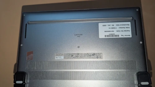 Pc portable Latitude 7440