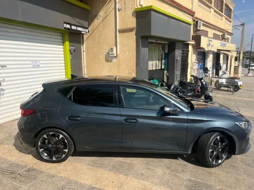 Cupra  Leon 2023 