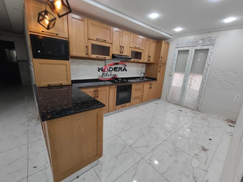 CUISINE MODERNE SUR MESURE