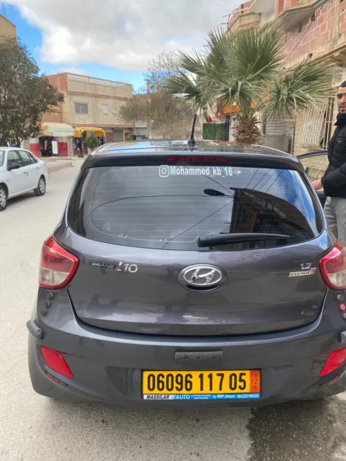 Hyundai Grand i10 2017 Boite automatique