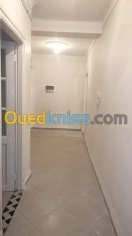Location Appartement F3 Tipaza Kolea