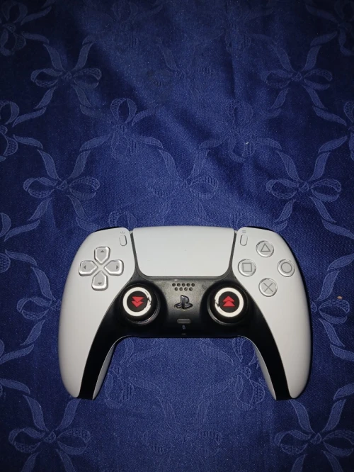 Ps5 fat flashé 11.40 état 10/10 n9ay