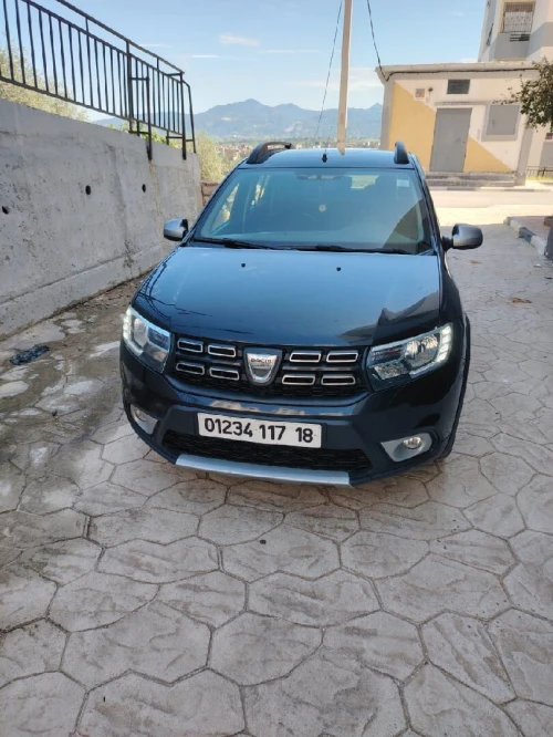 Aston Martin Dacia 2017 Sandero