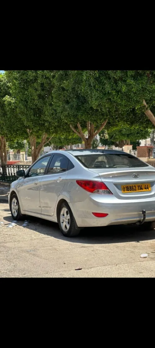 Hyundai Accent RB  4 portes 2014 Accent RB  4 portes