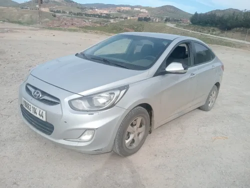 Hyundai Accent RB  4 portes 2014 Accent RB  4 portes