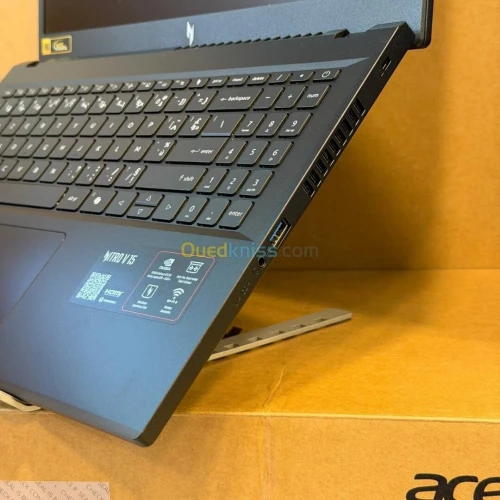 Acer Nitro V15 PC Portable Gaming 15.6" FHD 165Hz I Intel Core i7-13620H 13è gén. I NVIDIA GeForce RTX 5050 I 16Go RAM I 512Go SSD I Windows 11 Home I Noir I Clavier FR AZERTY I ANV15-52-76H1