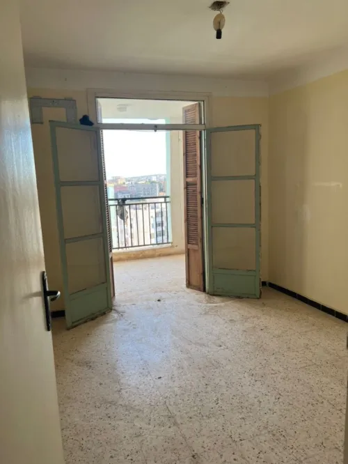 Location Appartement Niveau de villa F4 Alger Birkhadem