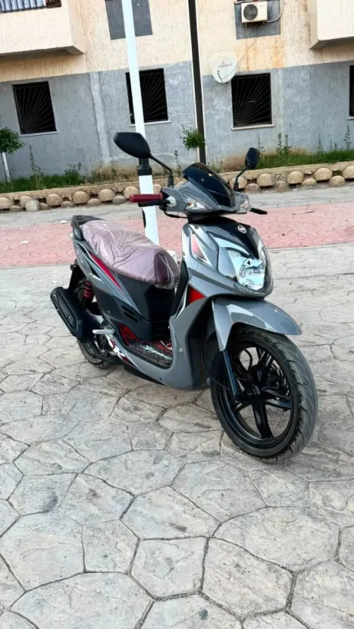 Sym sanfouni SR SR 2025
