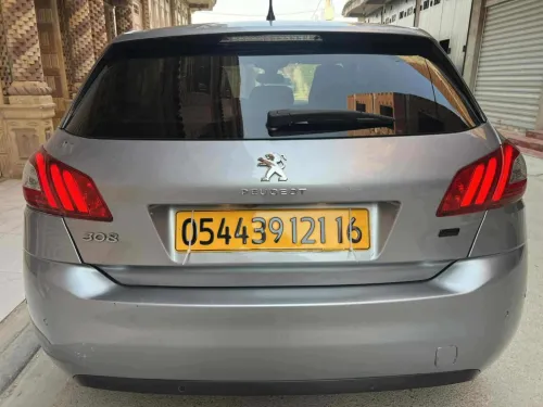 Peugeot 308 2021 