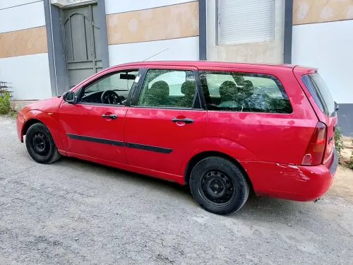 Ford Focus 4 portes 2001 Focus 4 portes