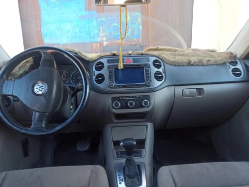 Volkswagen Tiguan 2010 Carat +