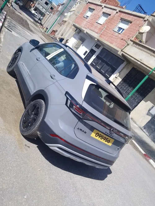 Volkswagen Tahru 2026 XR 160 chv