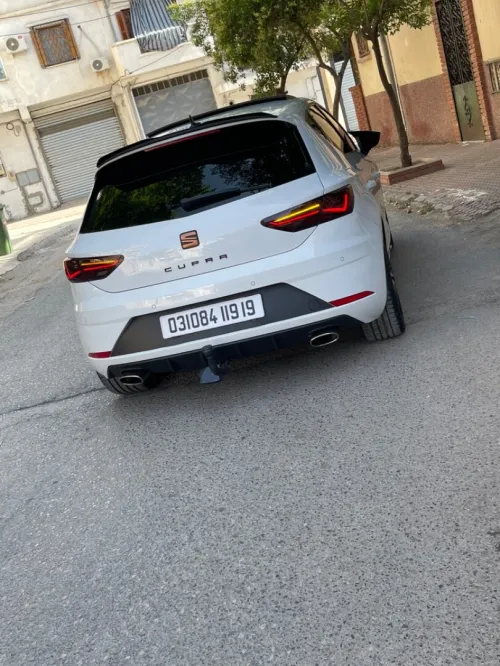 Cupra  Leon 2019 Cubra cobr