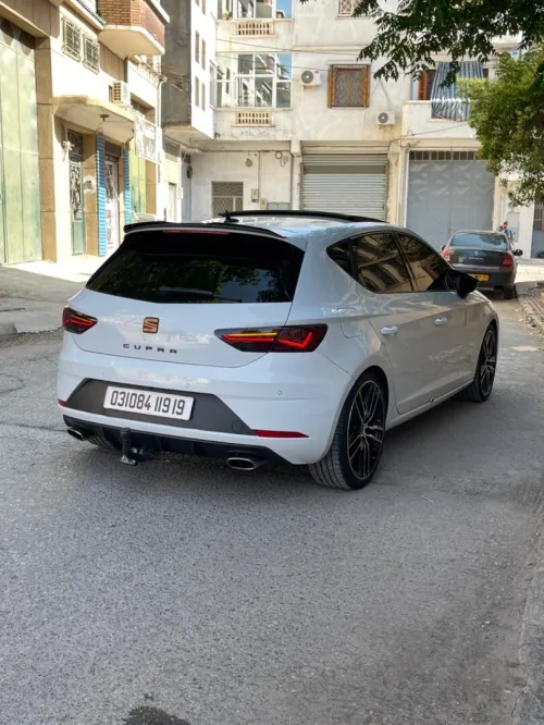 Cupra  Leon 2019 Cubra cobr