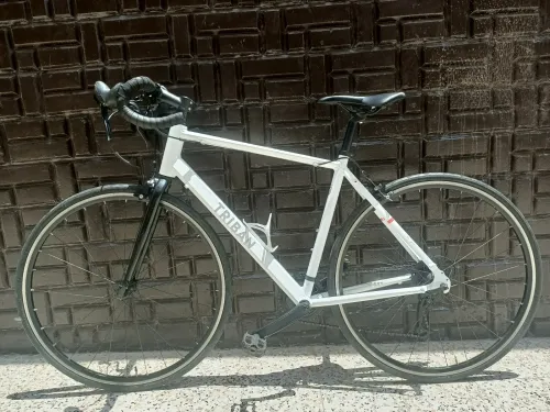 Velo triban Decathlon taille M