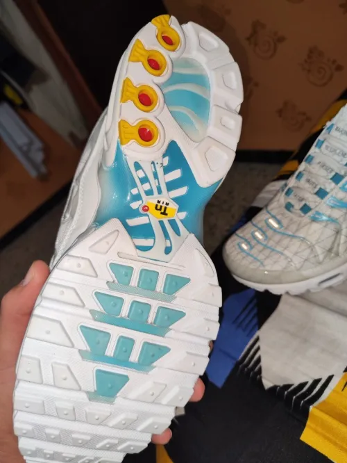 Nike TN Marseille collection