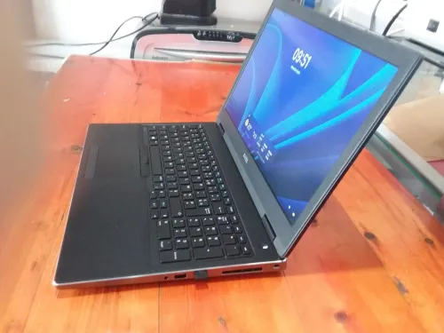 dell precision 7530 i7 8th gen