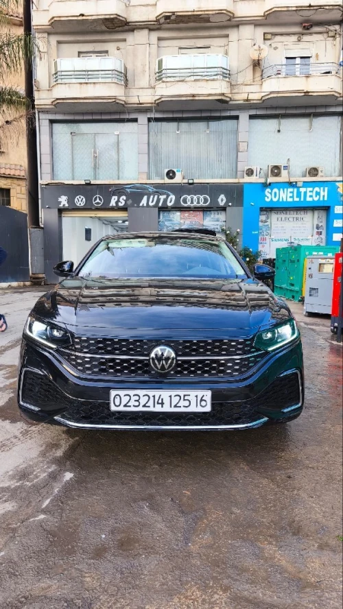 Volkswagen Passat 2025 Business