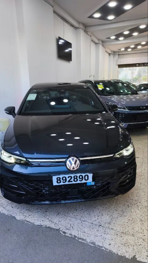 Volkswagen Golf 8 2025 Pro R-line