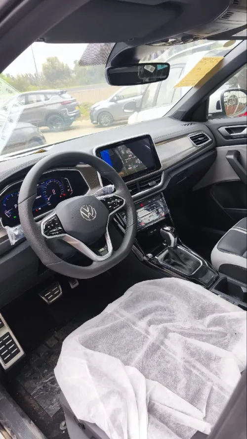 Volkswagen T-Roc 2025 R-Line 