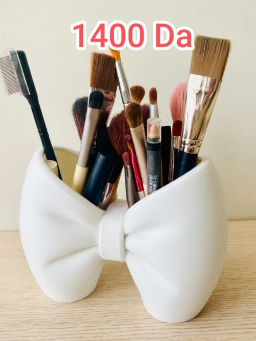 porte-stylos bijoux حامِل الأقلام والمجوهرات