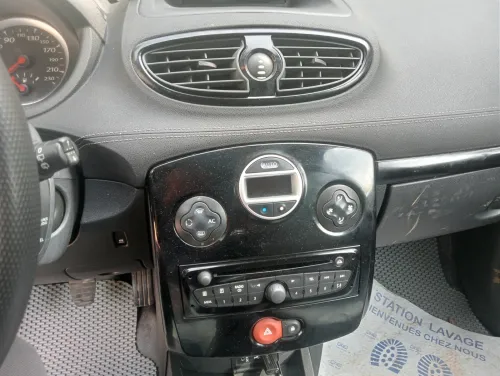 Renault Clio 3 2012 Night and Day