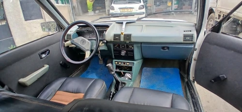 Peugeot 305 1985 305