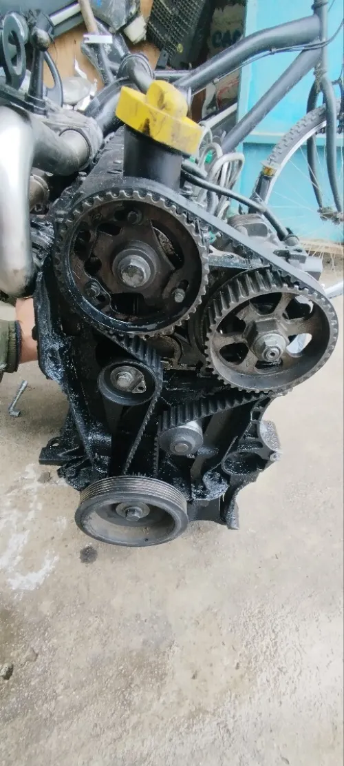 Moteur 1.5 dci 100ch