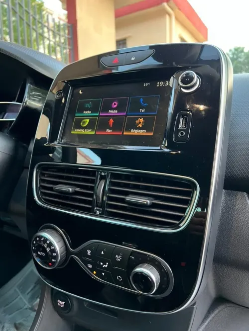 Renault Clio 4 2019 Limited 2