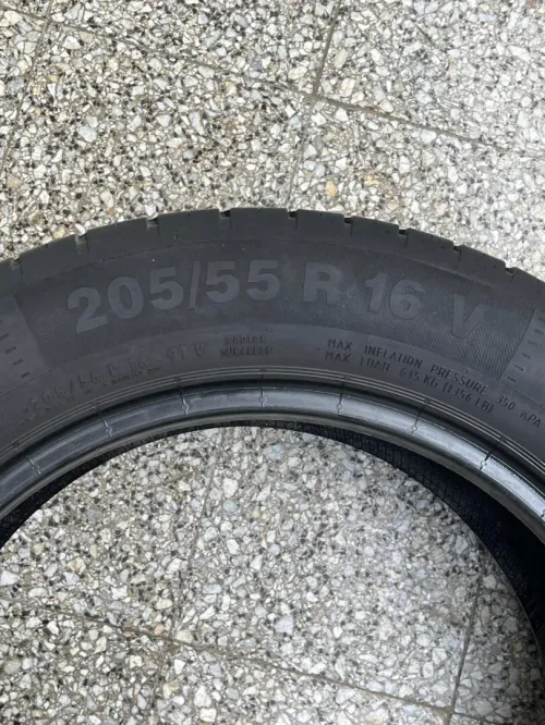 2x pneu 205/55/16 Continental Golf 7