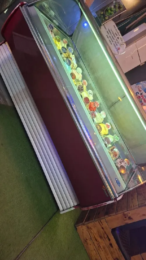 Frigo présentoir gelato